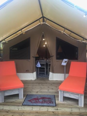 Oh! Campings - Camping Paradis A L'Ombre Des Tilleuls Peyrouse Exteriér fotografie